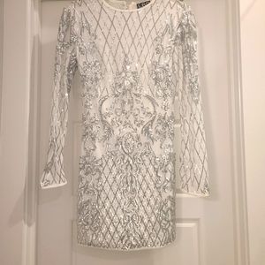White Long Sleeve Silver Sequin Party Dress M 🆕🆕🆕 NWOT